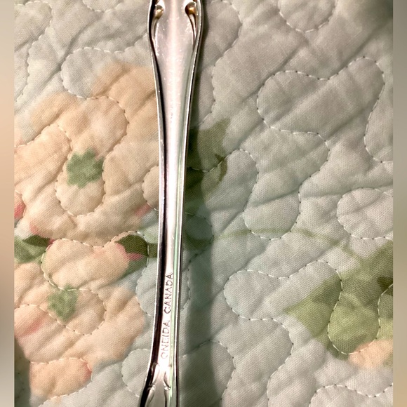 Oneida Stainless Steel Silverware (4 Serving Spoons) Vintage USA - Picture 5 of 7